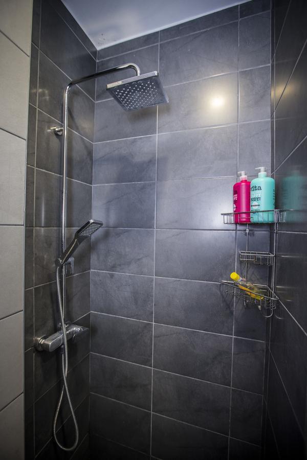 Trendy Living In Monastiraki Apartment Atena Exterior foto